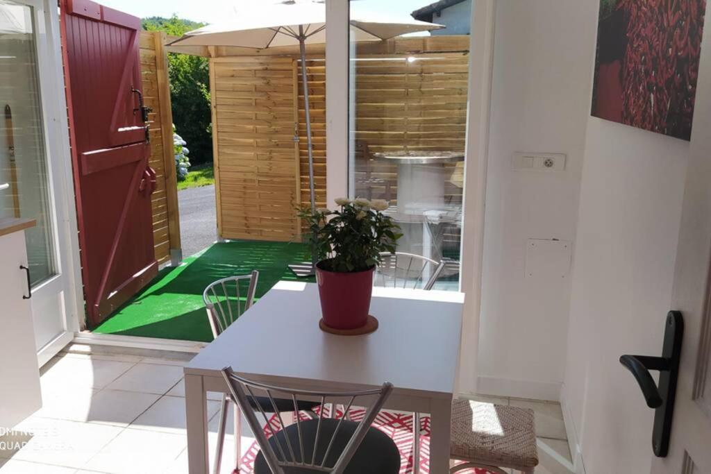 Appartement Tout Confort Au Calme Avec Jacuzzi Mouguerre Εξωτερικό φωτογραφία